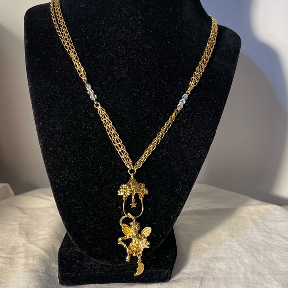 Vintage Cherub Kirk’s Folly Necklace collector length 21”